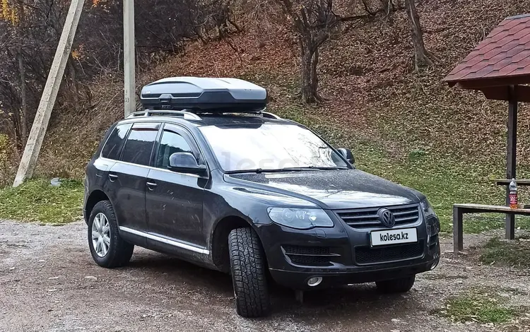 Volkswagen Touareg 2008 годаүшін6 600 000 тг. в Алматы