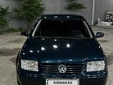 Volkswagen Jetta 2001 года за 2 000 000 тг. в Шымкент – фото 2