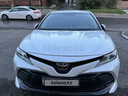 Toyota Camry 2019 года за 13 200 000 тг. в Астана