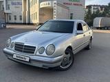 Mercedes-Benz E 200 1996 года за 2 600 000 тг. в Кокшетау