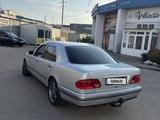 Mercedes-Benz E 200 1996 года за 2 600 000 тг. в Кокшетау – фото 3