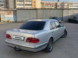 Mercedes-Benz E 200 1996 года за 2 600 000 тг. в Кокшетау – фото 4