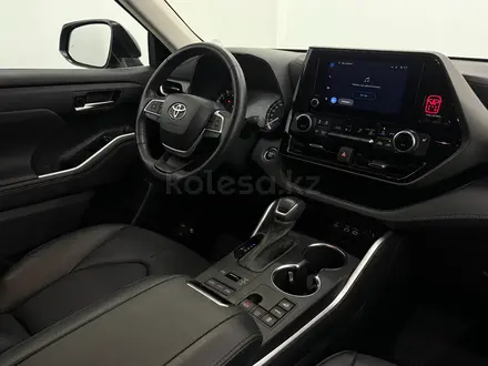 Toyota Highlander Prestige 2023 года за 27 500 000 тг. в Астана – фото 13