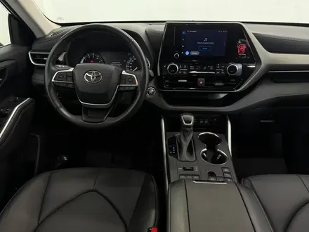 Toyota Highlander Prestige 2023 года за 27 500 000 тг. в Астана – фото 9