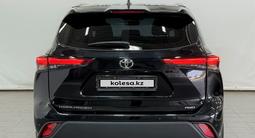 Toyota Highlander Prestige 2023 года за 27 500 000 тг. в Астана – фото 4