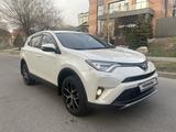 Toyota RAV4 2017 годаүшін13 600 000 тг. в Алматы