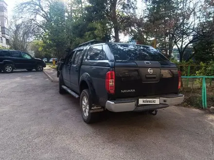 Nissan Navara 2010 года за 8 000 000 тг. в Алматы – фото 2