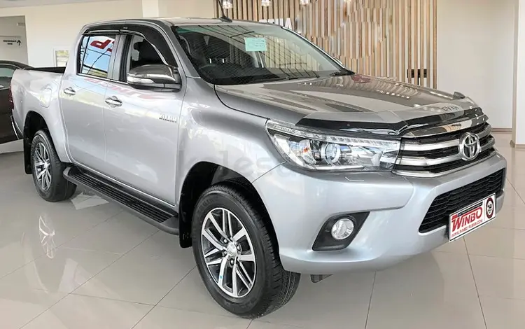 Пороги подножки на Toyota Hilux за 110 000 тг. в Астана