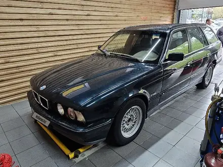 BMW 525 1995 года за 3 000 000 тг. в Алматы