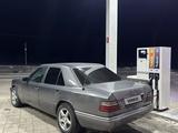 Mercedes-Benz E 200 1994 года за 1 500 000 тг. в Сатпаев – фото 2