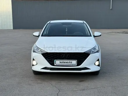 Hyundai Accent 2021 года за 7 350 000 тг. в Костанай – фото 3