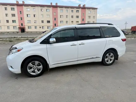 Toyota Sienna 2017 года за 15 200 000 тг. в Атырау – фото 4