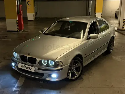 BMW 528 1997 года за 2 800 000 тг. в Алматы