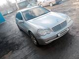 Mercedes-Benz C 200 2005 года за 3 850 000 тг. в Караганда – фото 4