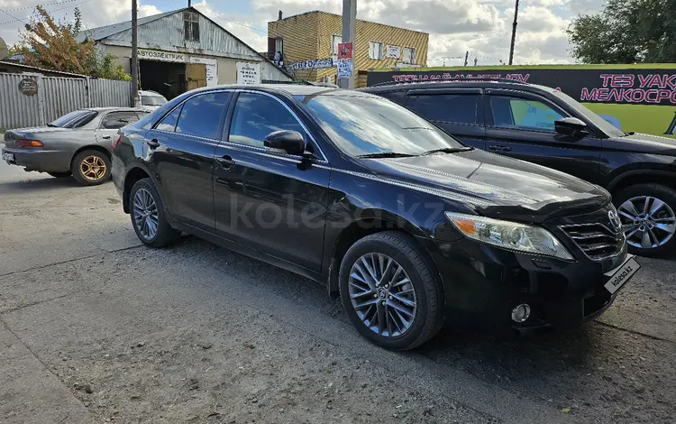 Toyota Camry 2010 годаfor8 100 000 тг. в Семей