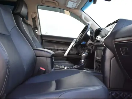 Toyota Land Cruiser Prado 2022 года за 24 800 000 тг. в Атырау – фото 7