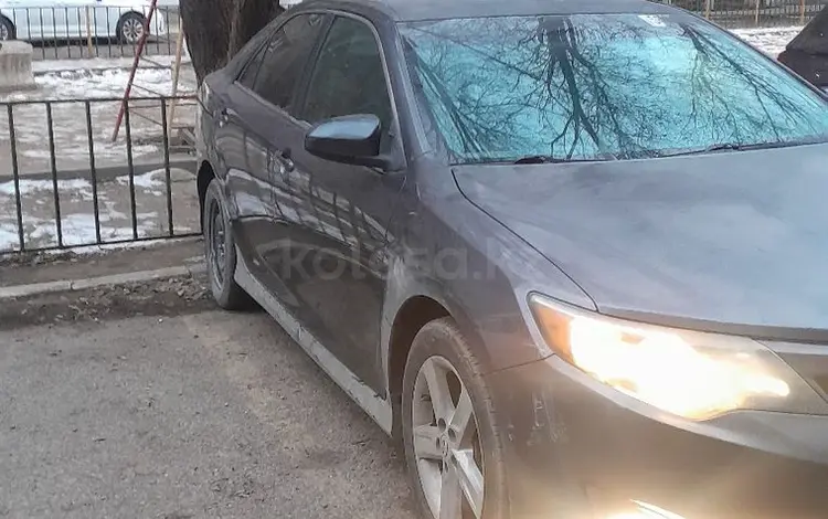 Toyota Camry 2013 года за 3 500 000 тг. в Актобе