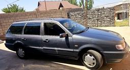 Volkswagen Passat 1996 года за 1 800 000 тг. в Абай (Келесский р-н) – фото 4