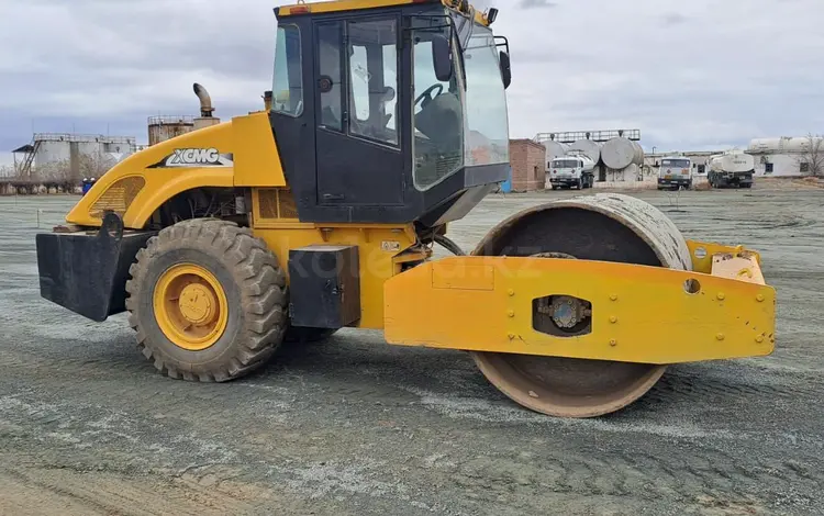 Каток грунтовый, вальцевый, вибро 16 тонн в Атырау