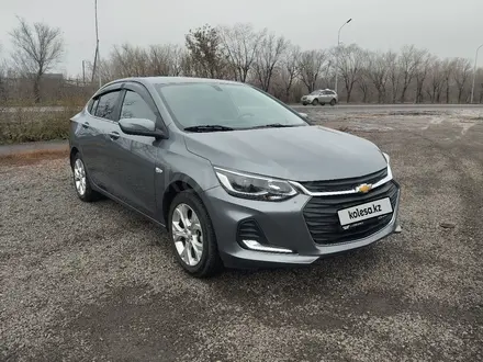 Chevrolet Onix 2023 года за 8 500 000 тг. в Караганда – фото 10