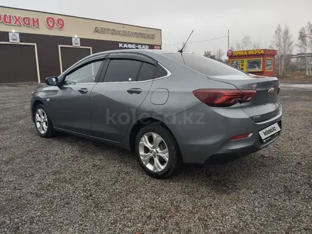 Chevrolet Onix 2023 года за 8 500 000 тг. в Караганда – фото 7