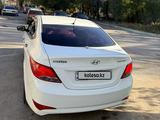 Hyundai Solaris 2015 года за 5 000 000 тг. в Караганда – фото 4