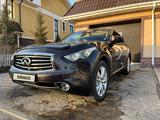 Infiniti QX70 2015 года за 10 550 000 тг. в Астана – фото 3