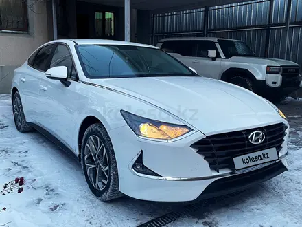 Hyundai Sonata 2022 года за 13 000 000 тг. в Алматы – фото 4