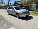 Toyota Camry 2004 года за 6 800 000 тг. в Талдыкорган – фото 2