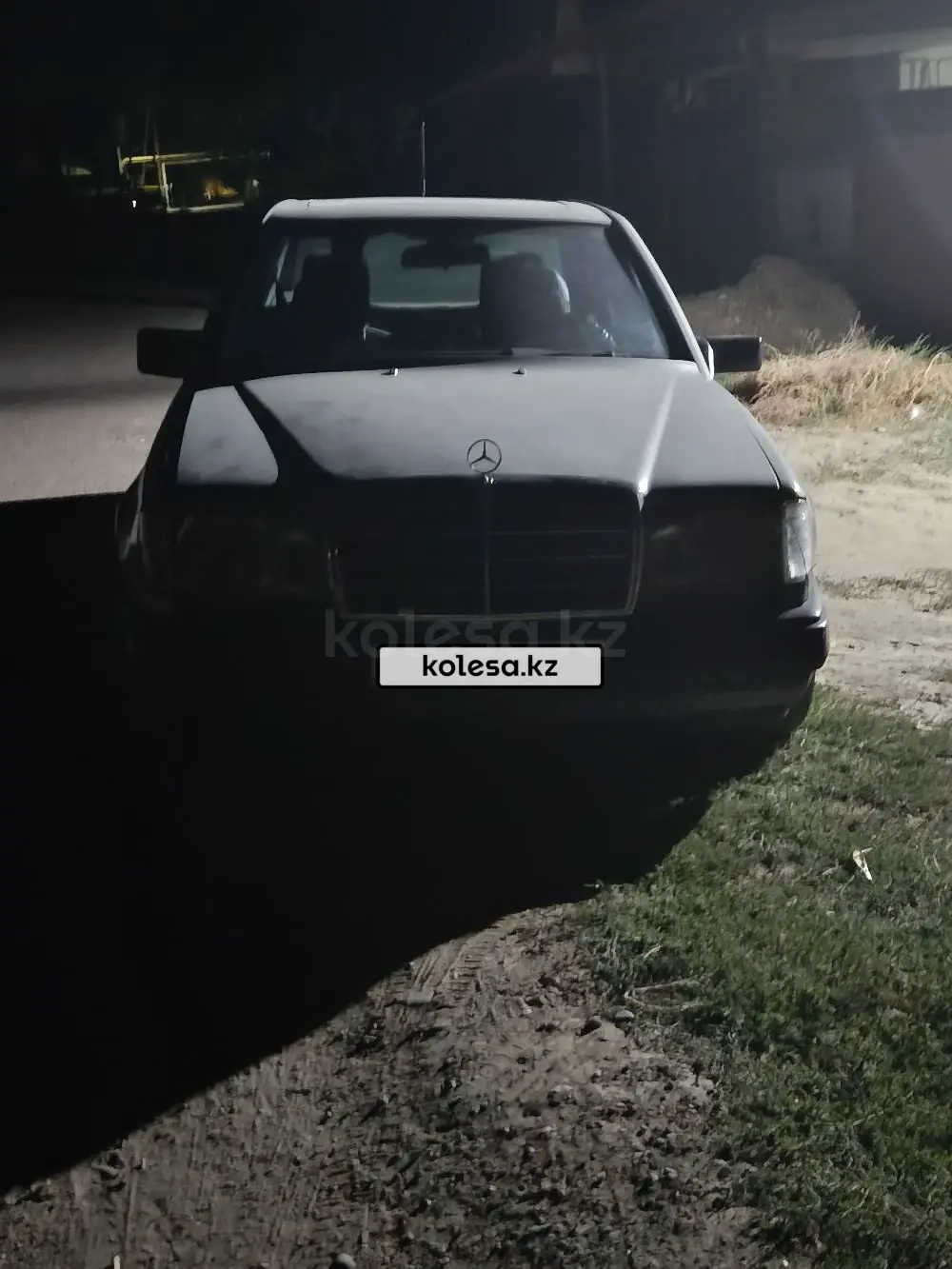 Mercedes-Benz E-Class, 1989