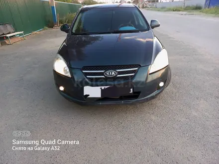 Kia Cee'd 2009 года за 3 200 000 тг. в Атырау – фото 3