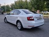 Skoda Octavia 2018 года за 8 300 000 тг. в Шымкент – фото 3