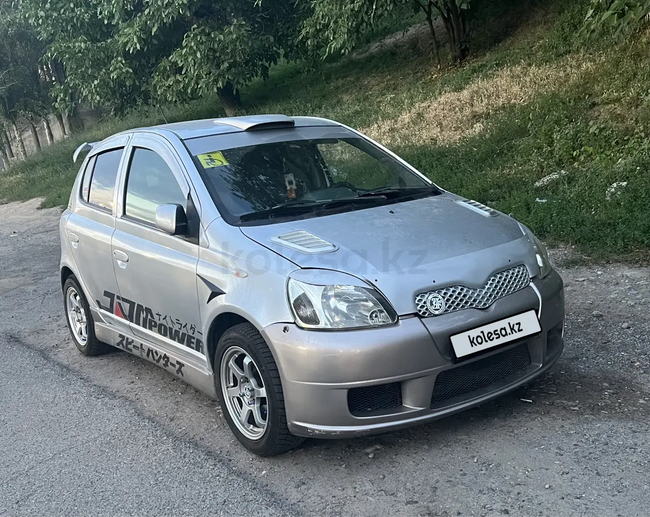 Toyota Vitz, 2003
