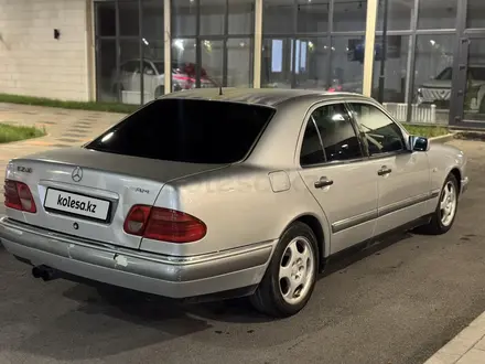 Mercedes-Benz E 280 1997 года за 2 900 000 тг. в Алматы – фото 6