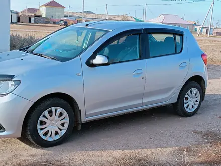 Renault Sandero 2015 года за 4 500 000 тг. в Астана – фото 3