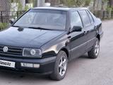 Volkswagen Vento 1993 года за 1 700 000 тг. в Караганда – фото 3