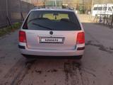 Volkswagen Passat 1997 года за 2 350 000 тг. в Есик – фото 5