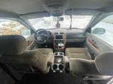 Kia Carnival 2005 годаүшін4 000 000 тг. в Петропавловск – фото 5