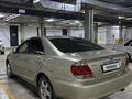 Toyota Camry 2005 годаүшін7 000 000 тг. в Астана – фото 3