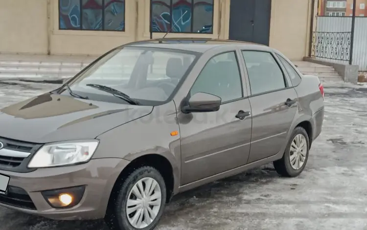 ВАЗ (Lada) Granta 2190 2015 годаүшін3 100 000 тг. в Актобе