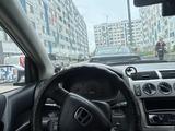 Honda Civic 2003 годаүшін2 500 000 тг. в Алматы