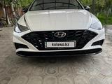 Hyundai Sonata 2022 года за 12 300 000 тг. в Алматы – фото 4