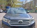 Toyota Highlander 2012 годаүшін10 000 000 тг. в Павлодар