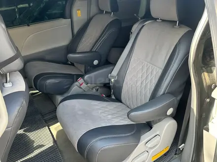 Toyota Sienna 2014 года за 14 200 000 тг. в Атырау – фото 11