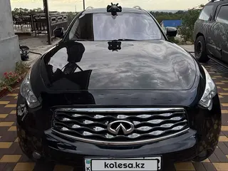 Infiniti FX35