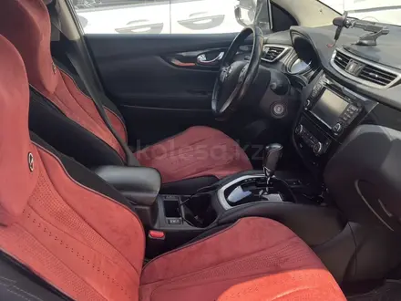 Nissan Qashqai 2017 года за 6 800 000 тг. в Караганда – фото 2