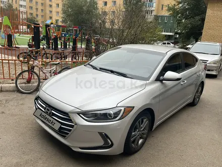 Hyundai Elantra 2017 года за 7 800 000 тг. в Астана – фото 2