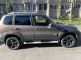 Chevrolet Niva 2014 года за 2 700 000 тг. в Павлодар – фото 2
