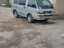 Mitsubishi L300, 1997