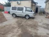 Mitsubishi L300 1997 года за 1 300 000 тг. в Байсерке – фото 2